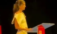 لحظه ورود نور پهلوی به سالن، سوژه صابرین نیوز شد