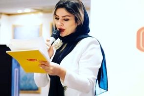 عذرخواهی خانمِ مجری بخاطر کلیپ وایرال شده‌اش در خاکسپاری امید جهان