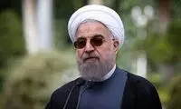 شوخی حسن روحانی با دو جوان در شعبه اخذ رای 