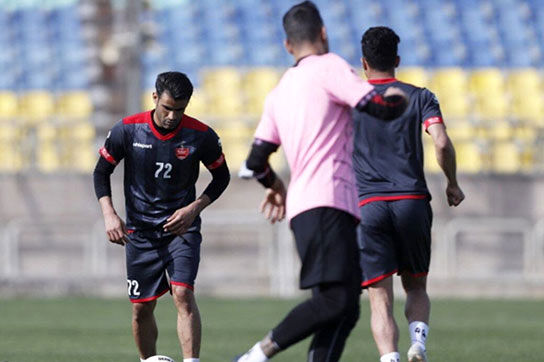 گل‌محمدی مهاجم جنجالی را از لیست خارج می‌کند