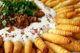 طرز تهیه کوزالاک مانتی؛ غذای ترکیه‌ای خاص و مجلسی