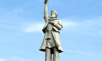 بلاتکلیفی در نصب یک مجسمه در تهران