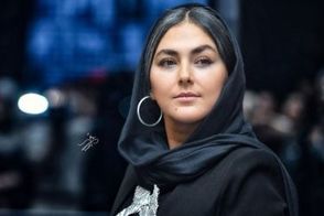 ژست و تیپِ خاص هدی زین‌العابدین در یک عکس هنری‌