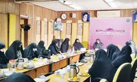 روایتی از زن به زبان راست سنتی 