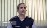 رهاسازی دست مرد جوان از چرخ گوشت