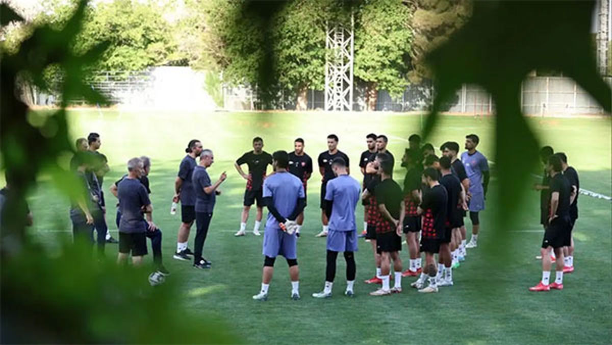   معمای زوج دفاعی پرسپولیس در نبرد سرنوشت‌ساز 