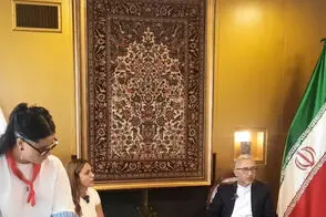 پذیرایی خاص مقام ایران از دو کمدین زن مکزیکی