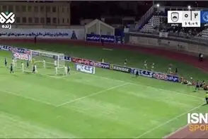درخشش بازیکن مازاد پرسپولیسی در گل‌گهر