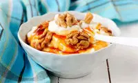 ۲۰ روش جذاب برای تبدیل ماست به یک غذای کامل