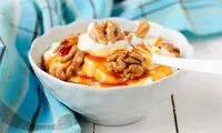 ۲۰ روش جذاب برای تبدیل ماست به یک غذای کامل