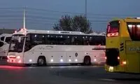 رانندگی عجیب راننده اتوبوس با یک چرخ روی هوا!