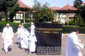 سالمندانی که در رشت حاجی شدند!
