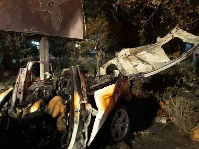 تصادف خسارت‌بار BMW  در جنت‌آباد تهران