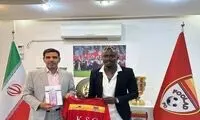 مهاجم سابق سرخابی‌ها قرمزپوش شد