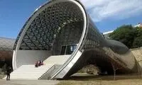 معماری این سالن موسیقی همه را متوقف می‌کند