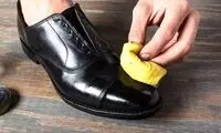 مهارت کفاش ماهر کره‌ای در براق کردن کفش‌ها 