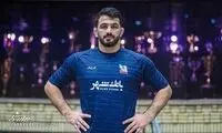 حسن یزدانی و خواننده پرحاشیه در یک قاب