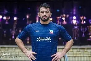 حسن یزدانی و خواننده پرحاشیه در یک قاب