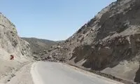 لحظه ریزش کوه در محور کوثر- خلخال