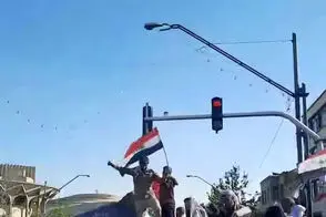 شعار خاص عراقی‌ها در مراسم چهلم رهبر انقلاب