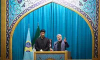 تصاویری از قهرمان المپیک در نماز جمعه کرمانشاه