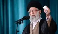 آغاز اقامه نماز به امامت رهبر انقلاب