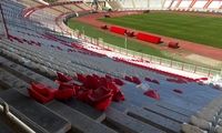 صندلی‌های تازه نصب شده استادیوم تبریز شکست!