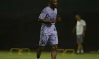 گادوین منشا با استایل جدید مقابل پرسپولیس