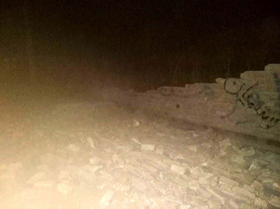 تخریب دیوار در قصر شیرین در پی وقوع زلزله