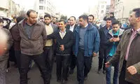 عکس: احمدی نژاد در راهپیمایی 22 بهمن