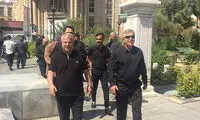 عزاداری علی پروین در بازار تهران در عصر عاشورا