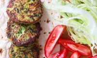 افطاری روز؛ کوکوی سیب زمینی و اسفناج
