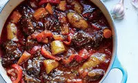 خوراک مجارستانی؛ غذایی کامل و سرشار از پروتئین