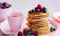 صبحونه رنگی با پن کیک های داغ و نرم!