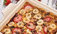 طرز تهیه دسر میوه شکلاتی با جو
