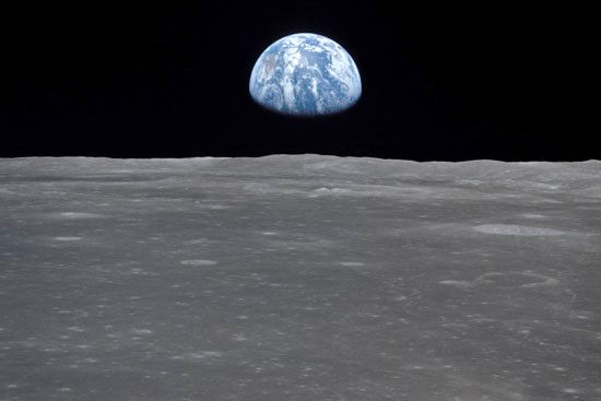 ترامپ به دنبال استخراج منابع کره ماه
