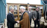 دیدار هنرمندانه با آیت الله هاشمی +عکس