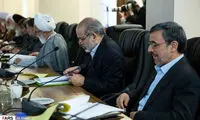 احمدی‌نژاد در حاشیه آخرین جلسه مجمع