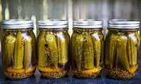 طرز تهیه ترشی‌های تابستانی؛ با میوه و سبزیجات فصلی