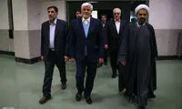 عکس: روز دانشجو با حضور عارف و همسرش