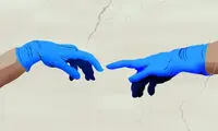 آیا دست دادن منسوخ می‌شود؟