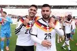 یک افغان و یک کُرد، جام جهانی را هایجک کردند!