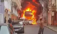 نجات معجزه‌آسای ده‌ها نوجوان از اتوبوس شعله‌ور