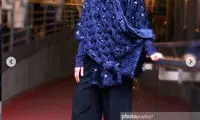 تیپ متفاوت بهنوش طباطبایی در اکران «ردخون»