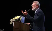 لاریجانی: اسرائیل می‌خواهد فلسطینی‌ها را محو کند