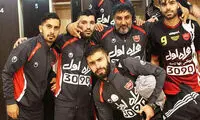 عکس: رختکن پرسپولیس پس از دربی 81