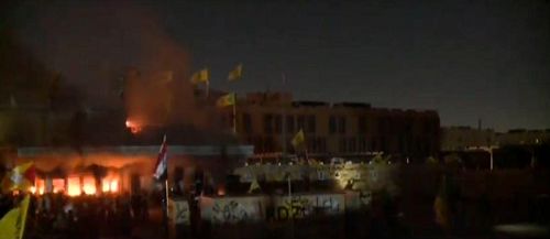 ادامه اعتراضات مقابل سفارت آمریکا در بغداد