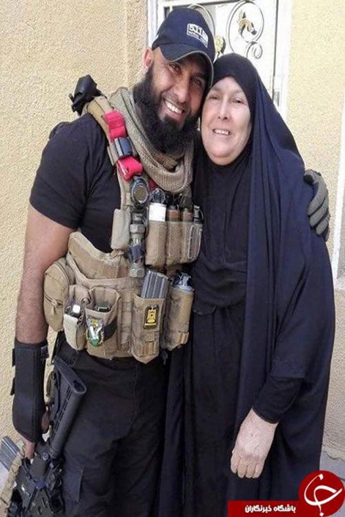 عکس: کابوس داعشی ها در آغوش مادرش