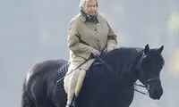 اسب سواری ملکه 89 ساله! +عکس