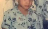 تصویری از کودکی نوید محمدزاده